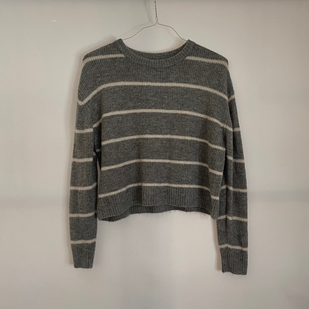 H&M striped grey sweater